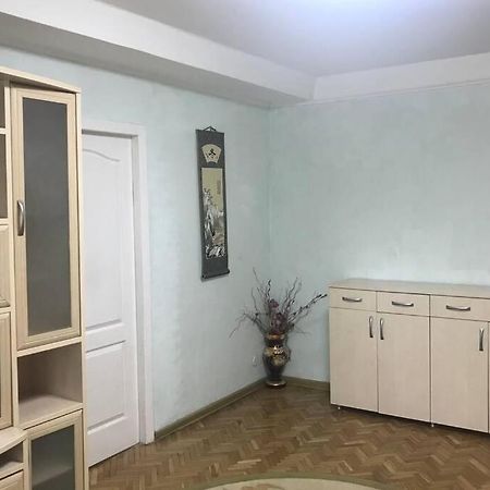 Уютненькая Квартирка Kiev Exteriör bild